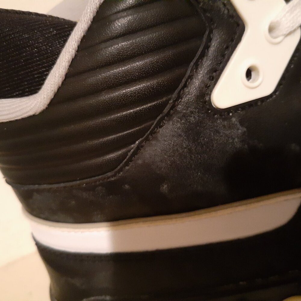 Vintage Reebok commitment 2003 release - Picture 2 of 12